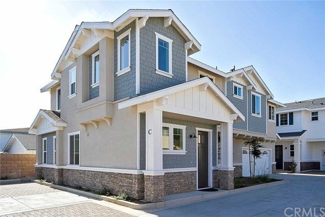 $1,250,000 | 353 East 18th Street, Unit C, Costa Mesa, CA 92627
