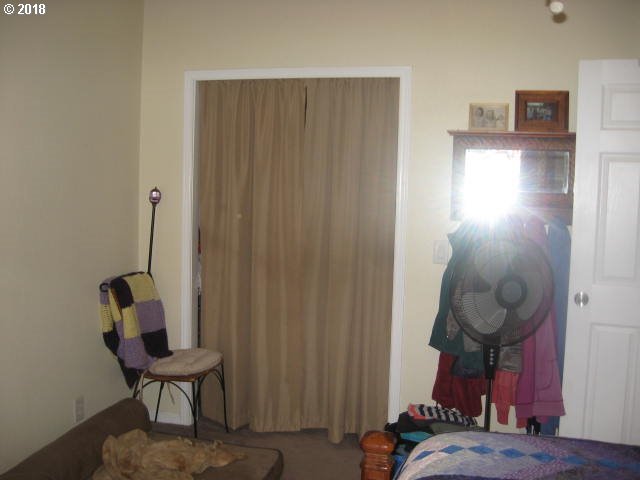 25877 South Rhoten Road Aurora, OR 97002 - Photo 5 of 24