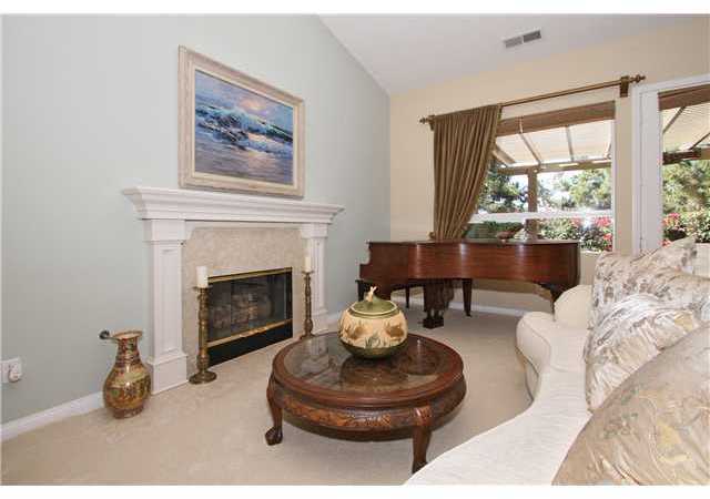 553 Inverlochy Drive Fallbrook, CA 92028 - Photo 4 of 25 Gallery Image 4