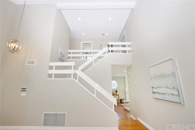 9 Foxboro Irvine, CA 92614 - Photo 4 of 43