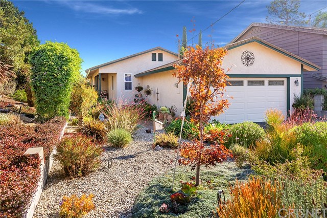 698 Benson Way Thousand Oaks, CA 91360 - Photo 1 of 21