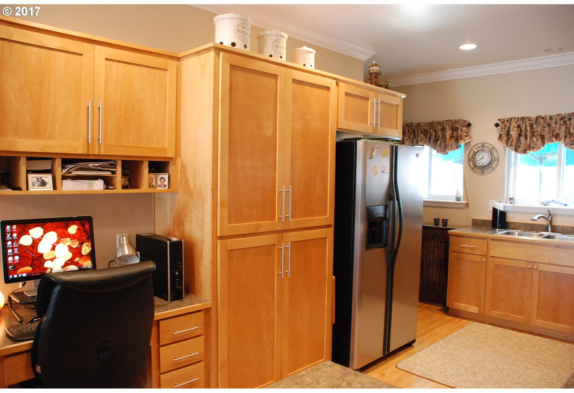 815 Old County Road, Unit 4 Brookings, OR 97415 - Photo 11 of 32 Gallery Image 11