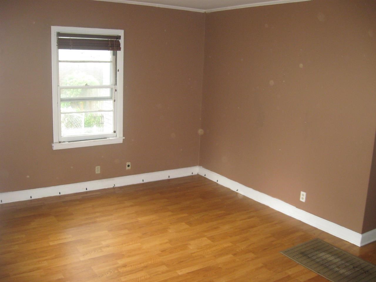1174 Pallwood Road Memphis, TN 38122 - Photo 4 of 11 Gallery Image 4