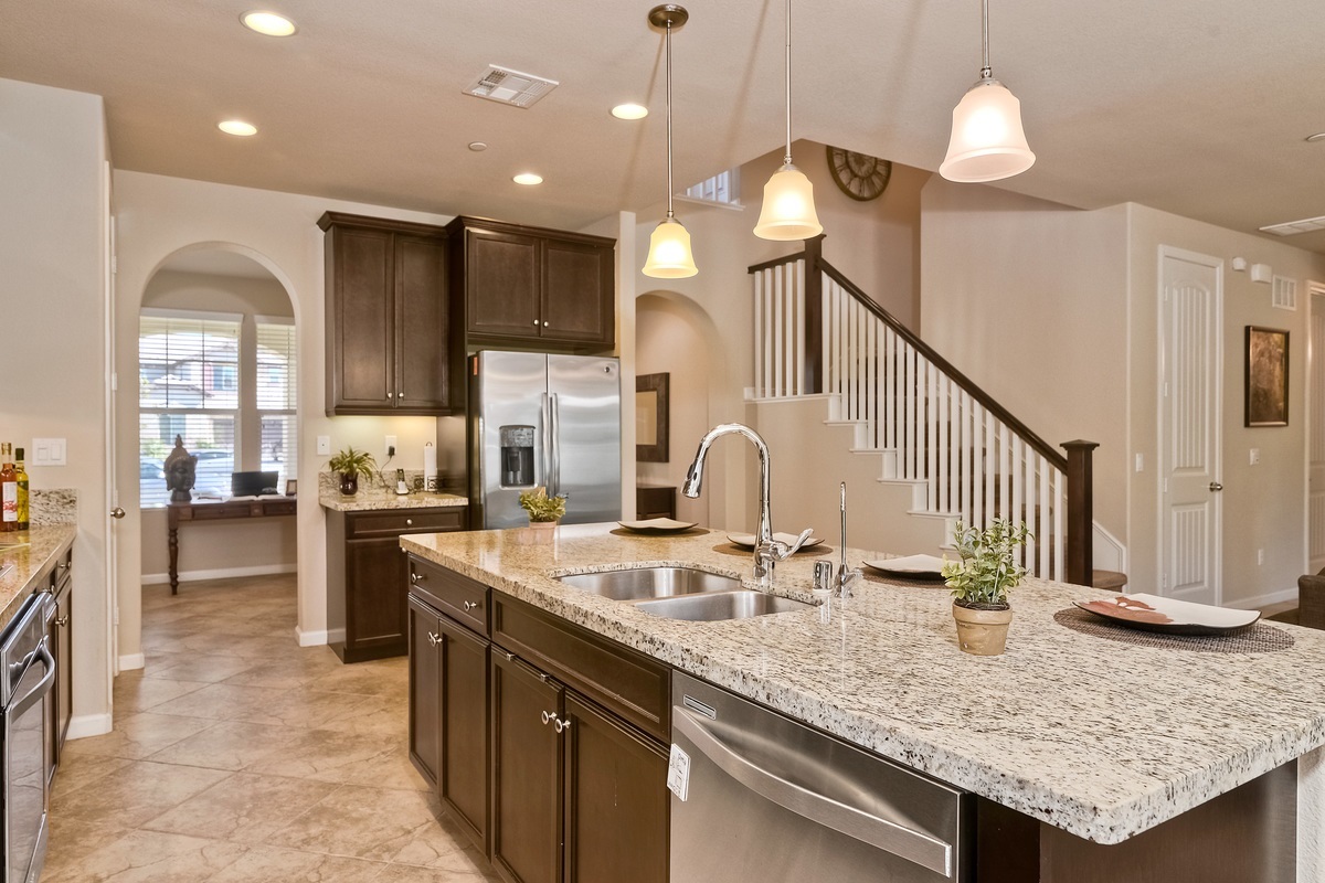 3493 Corte Fortuna Carlsbad, CA 92009 - Photo 4 of 21