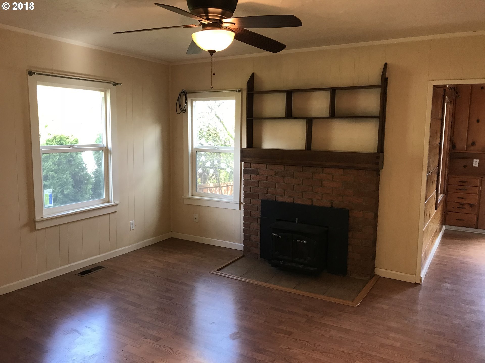 1226 Southwest Spring Garden Street Portland, OR 97219 - Photo 4 of 17 Gallery Image 4
