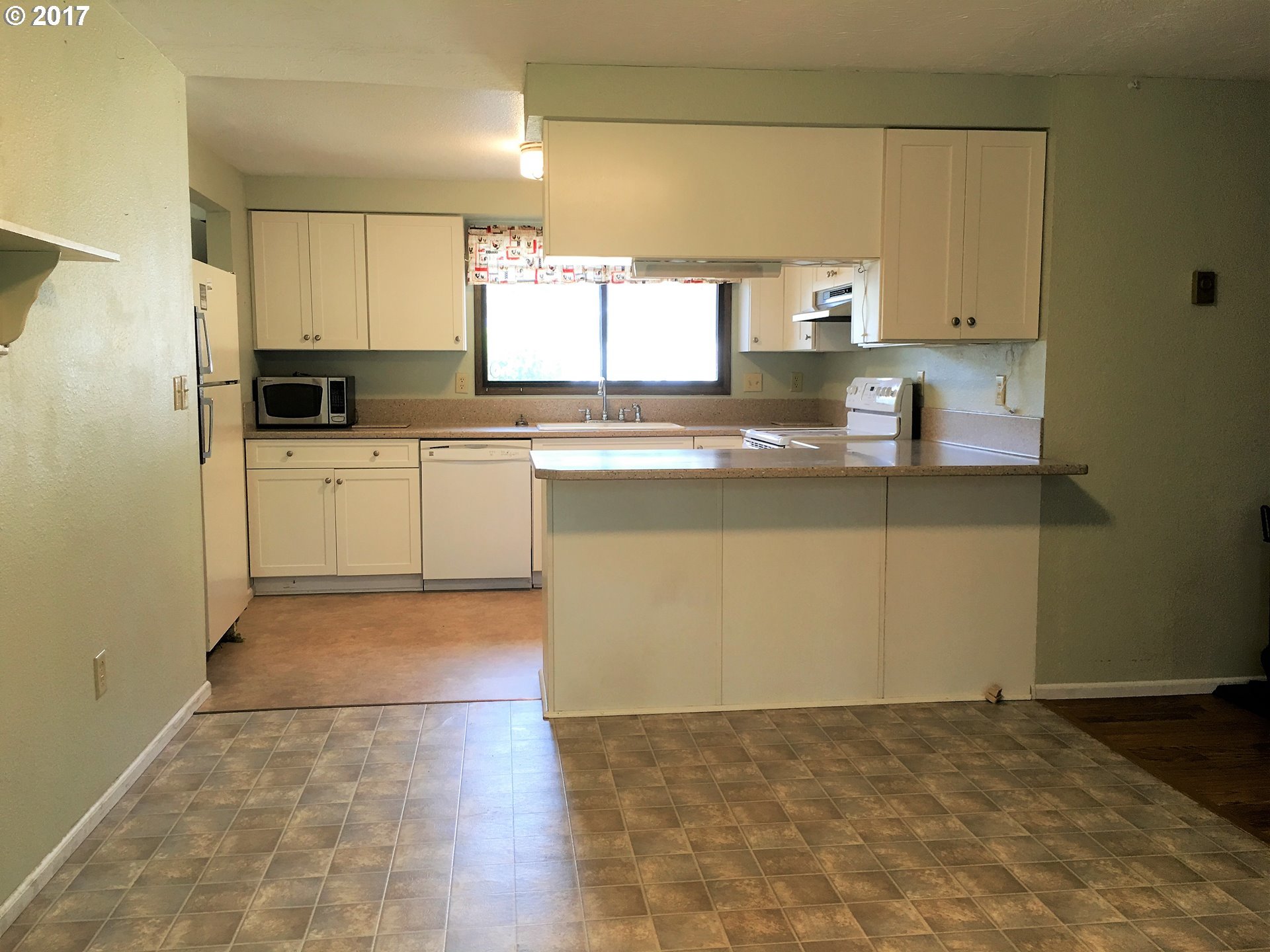 3187 Ridgeway Drive Reedsport, OR 97467 - Photo 8 of 21 Gallery Image 8