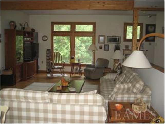 11 Deer Ridge Road Bedford Corners, NY 10549 - Photo 7 of 30