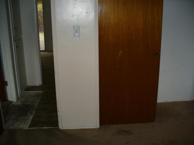 3924 Harris Road Bakersfield, CA 93313 - Photo 12 of 20 Gallery Image 12