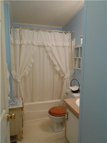 303 Atkinson Road Lebanon, TN 37090 - Photo 6 of 8 Guest bath conveniently located near bedroooms one and two