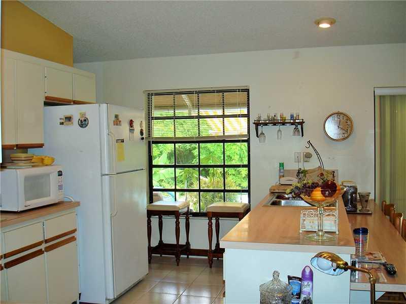12841 Southwest 147th Lane Road Miami, FL 33186 - Photo 10 of 17 Gallery Image 10