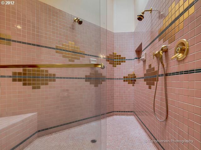 15615 Southwest Roshak Road Portland, OR 97224 - Photo 11 of 16 Gallery Image 11