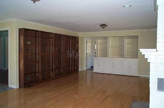 380 Colonial Road Memphis, TN 38117 - Photo 8 of 10