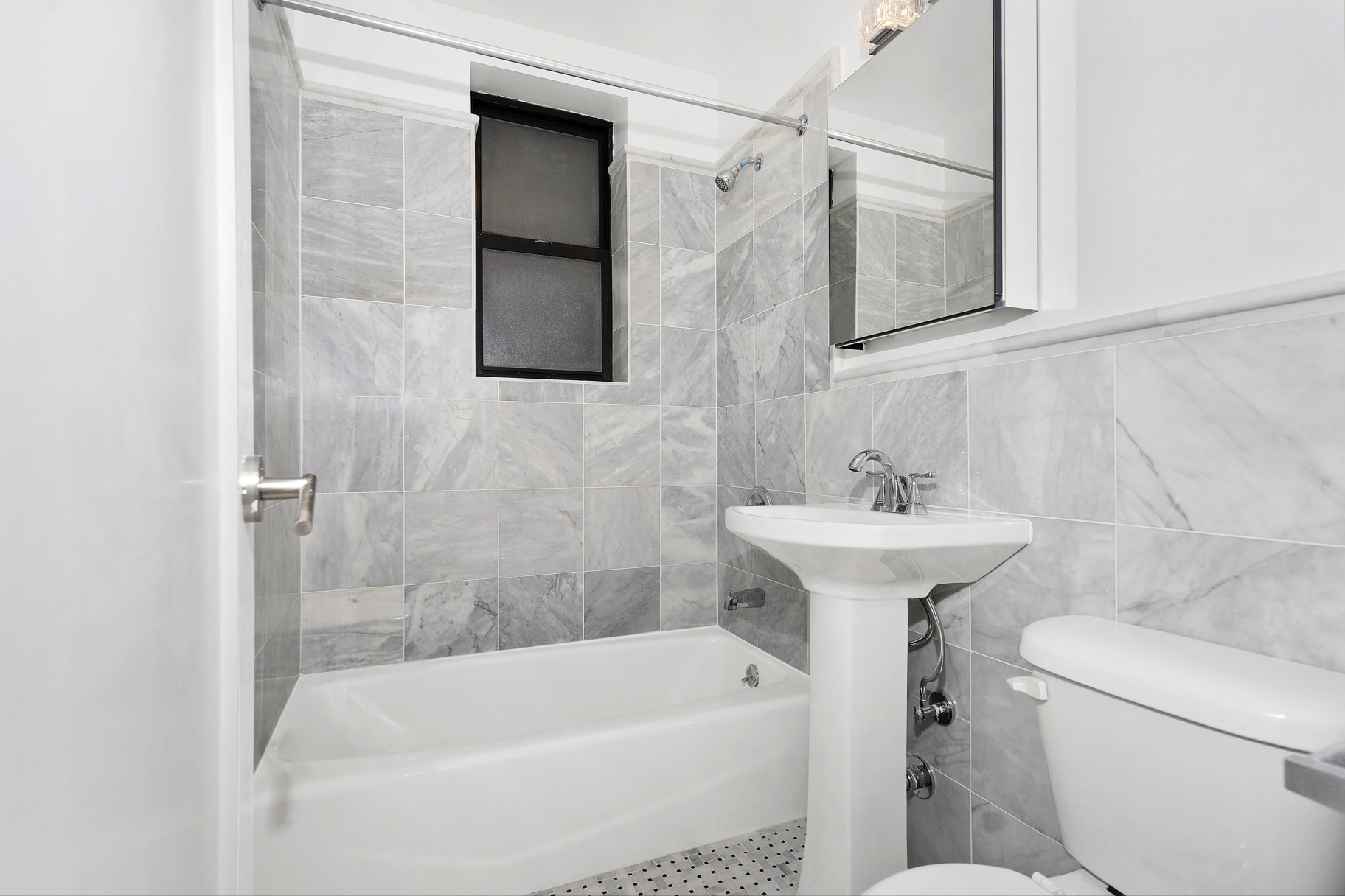 245 West 51st Street, Unit 601 Manhattan, NY 10019 - Photo 4 of 6