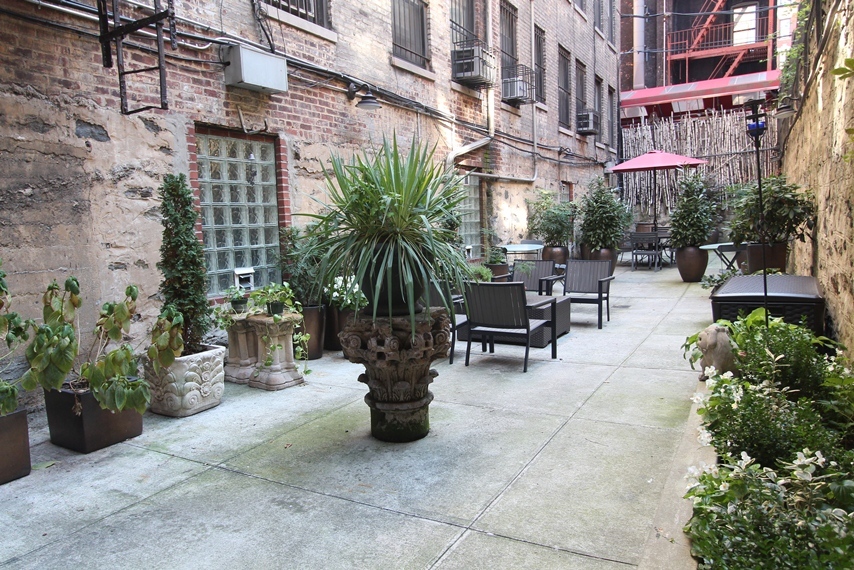 16 East 98th Street, Unit 7F Manhattan, NY 10029 - Photo 8 of 9