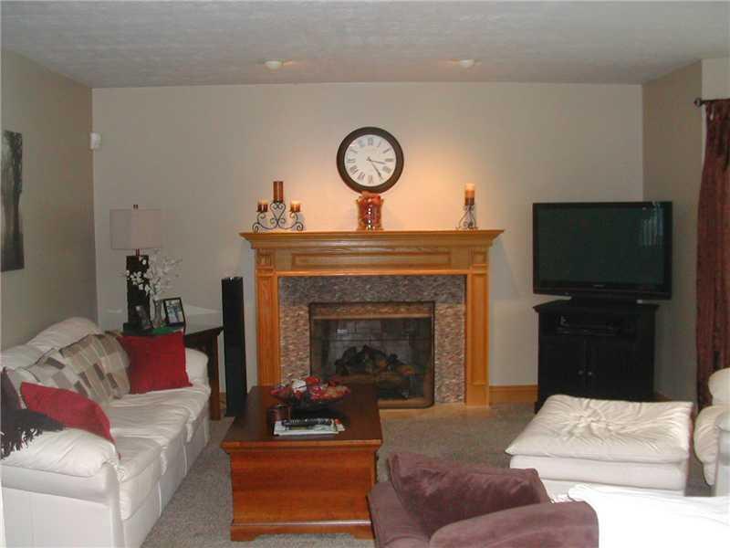 105 Manor Court Butler, PA 16001 - Photo 6 of 25 Gallery Image 6