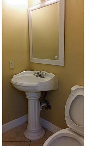 14821 Southwest 178th Terrace Miami, FL 33187 - Photo 17 of 18