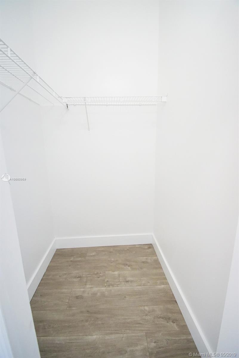 16605 Southwest 55th Terrace Miami, FL 33185 - Photo 19 of 23