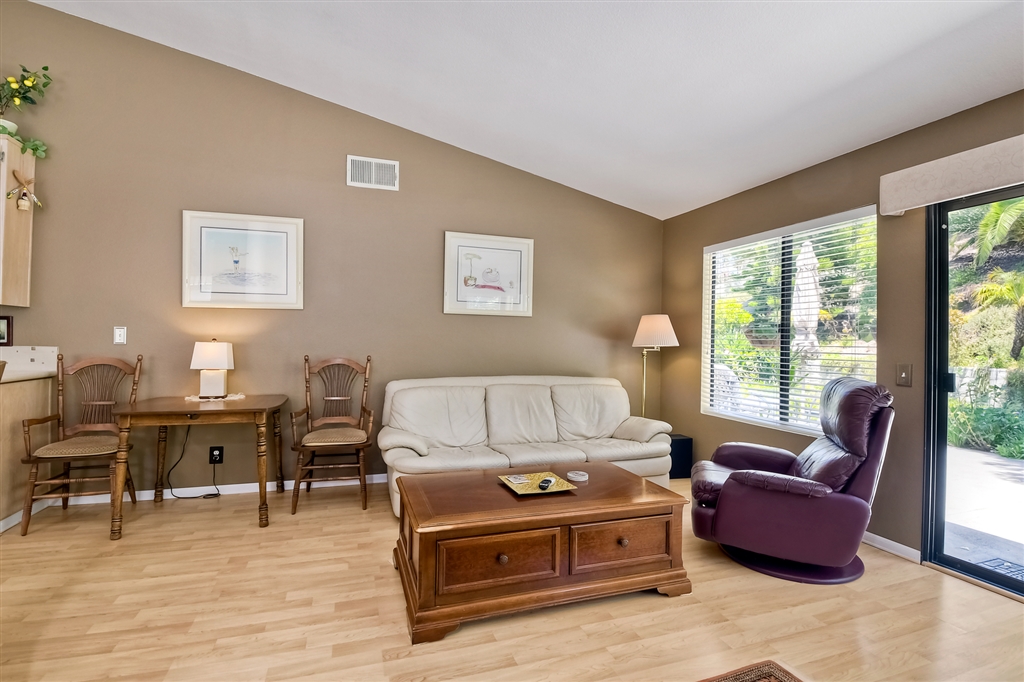 1424 Via Venusto Oceanside, CA 92056 - Photo 11 of 25