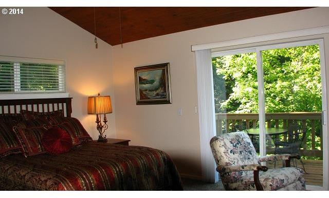 94786 Adams Hill Road Gold Beach, OR 97444 - Photo 8 of 15