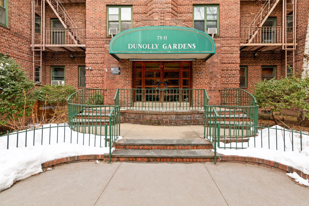 Dunolly Gardens 78-11 35th Ave, Queens, NY 11372 - Photo 2 of 3