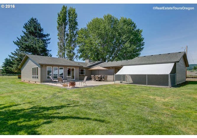 1532 Southwest Stringtown Road Forest Grove, OR 97116 - Photo 3 of 22