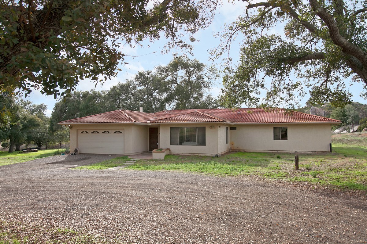 12623 Muth Valley Road Lakeside, CA 92040 - Photo 2 of 25 Gallery Image 2