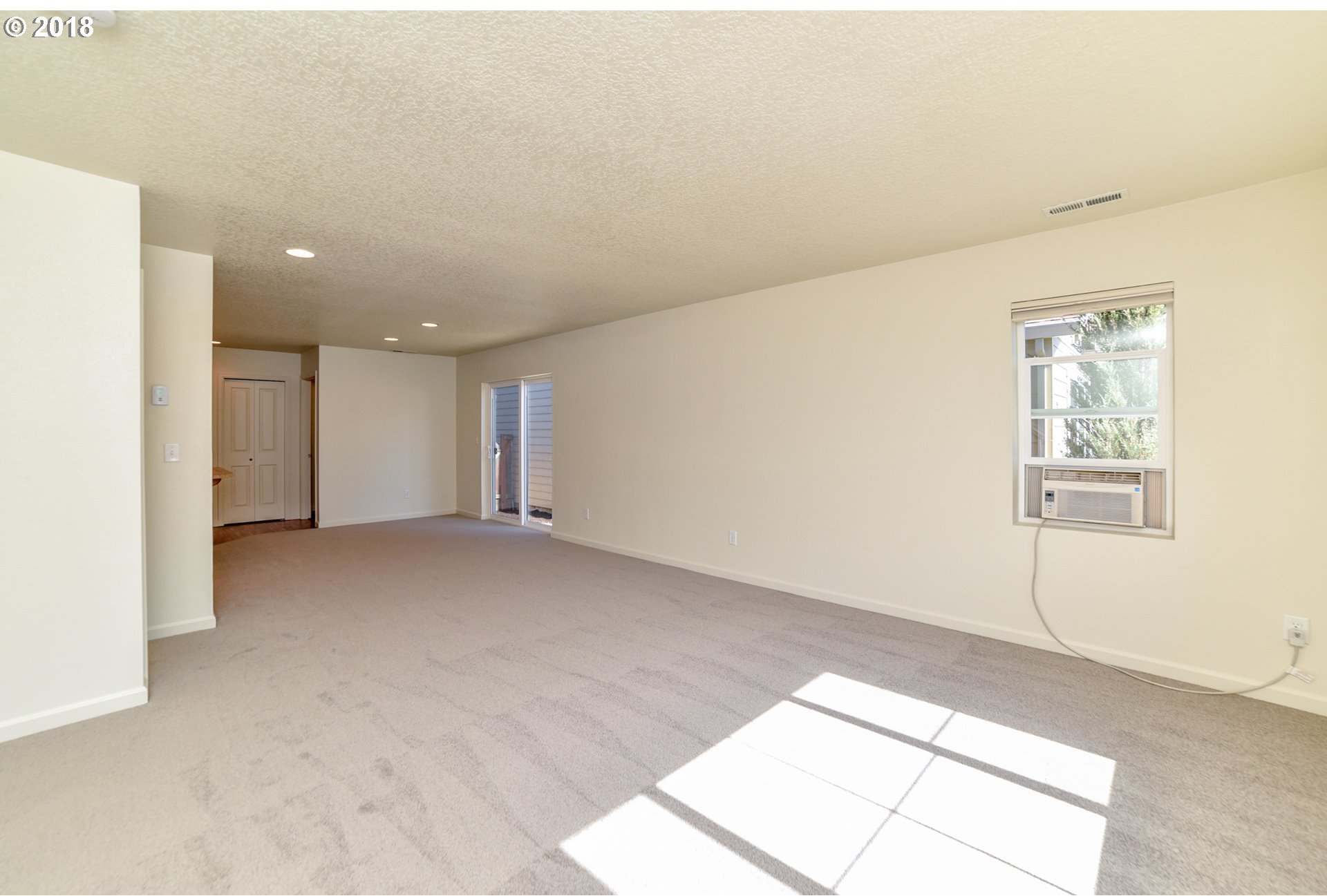 827 Southwest Windrose Terrace Beaverton, OR 97003 - Photo 24 of 32