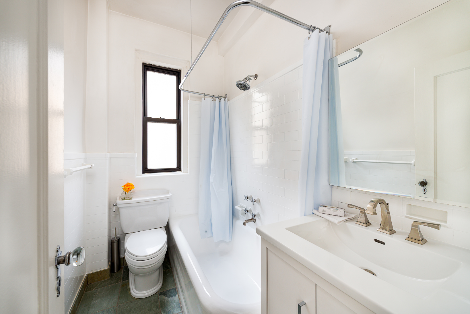 425 East 51st Street, Unit 9C Manhattan, NY 10022 - Photo 9 of 21