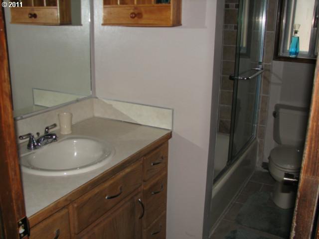 20430 Southwest Newcastle Place Aloha, OR 97078 - Photo 12 of 12
