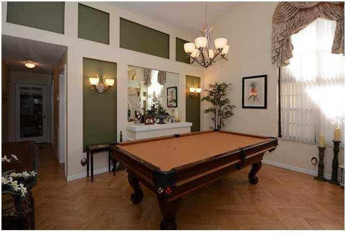 3230 Overlook Road Davie, FL 33328 - Photo 13 of 23