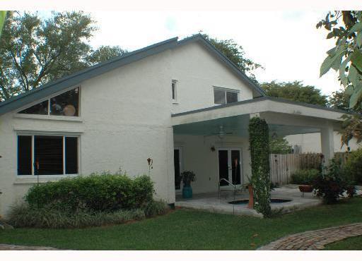 10485 Southwest 131st Court Miami, FL 33186 - Photo 7 of 16