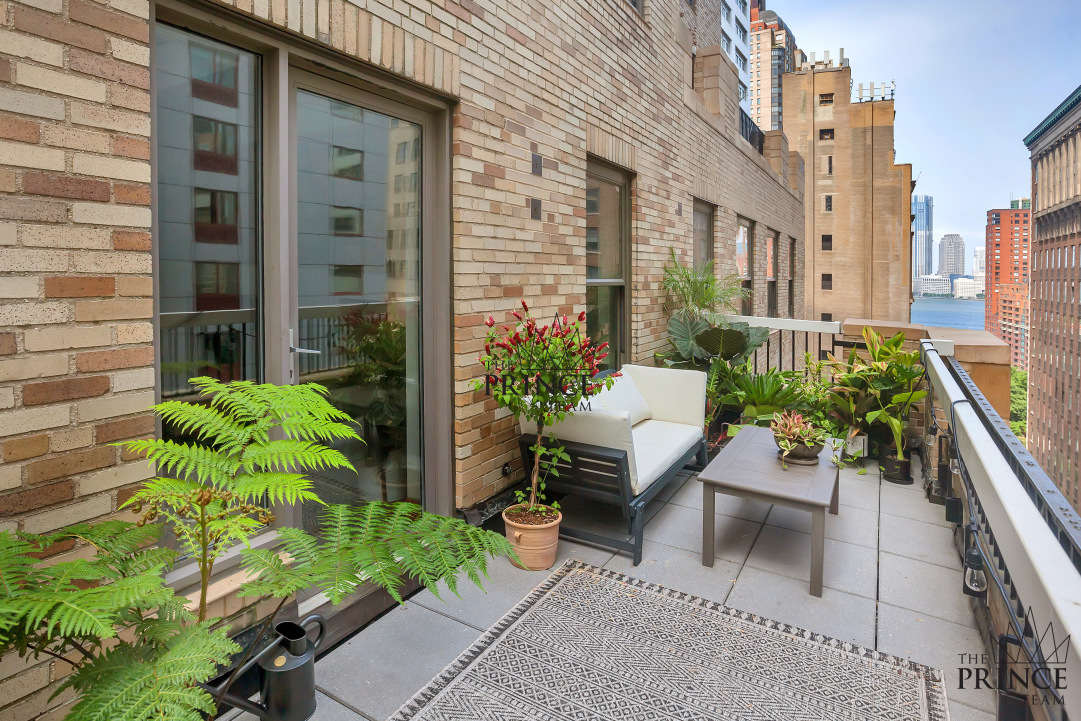88 Greenwich Street, Unit 1308 Manhattan, NY 10006 - Photo 1 of 3