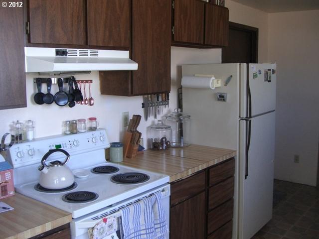 78499 Paul Smith Road Southwest Boardman, OR 97818 - Photo 5 of 14