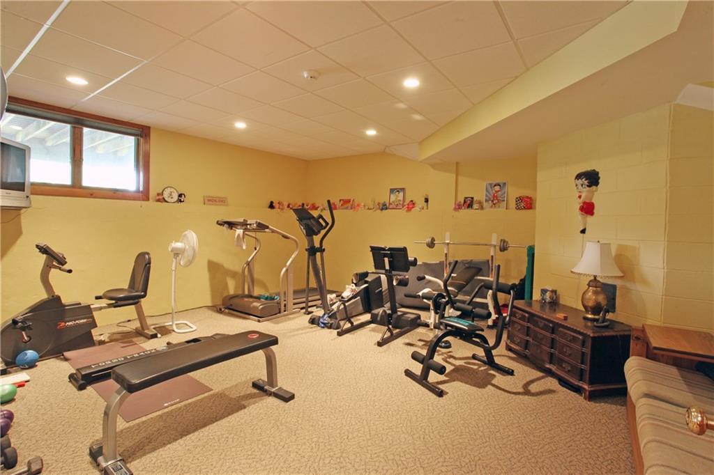 7 Sunset Cove Road Brookfield, CT 06804 - Photo 21 of 33