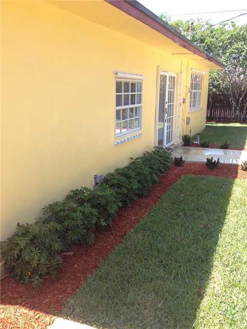 321 Southwest 8th Street Delray Beach, FL 33444 - Photo 17 of 18