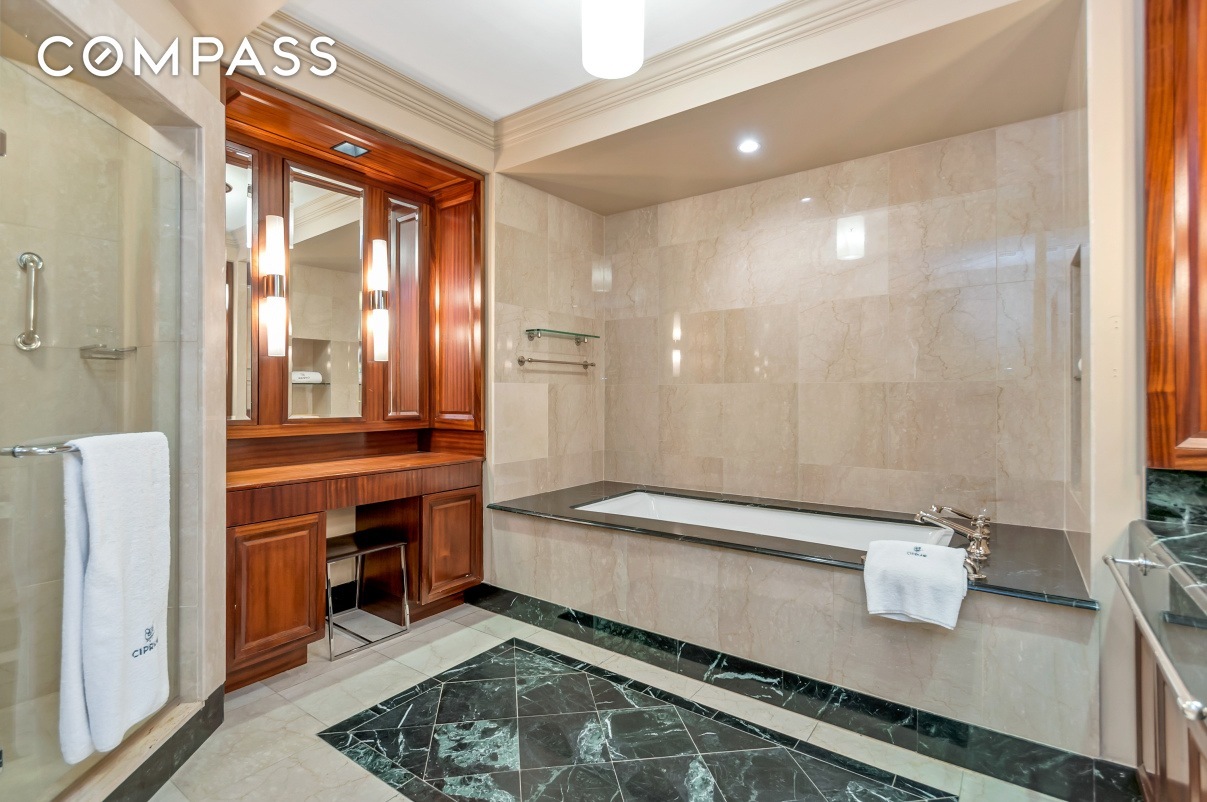 55 Wall Street, Unit 612 Manhattan, NY 10005 - Photo 3 of 5