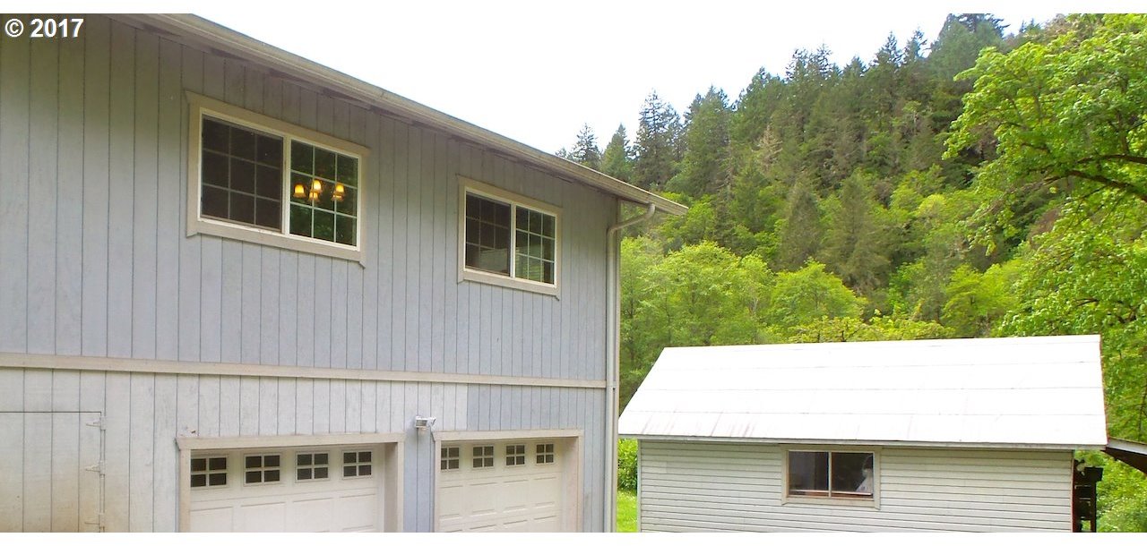 949 Rice Creek Road Winston, OR 97496 - Photo 23 of 28