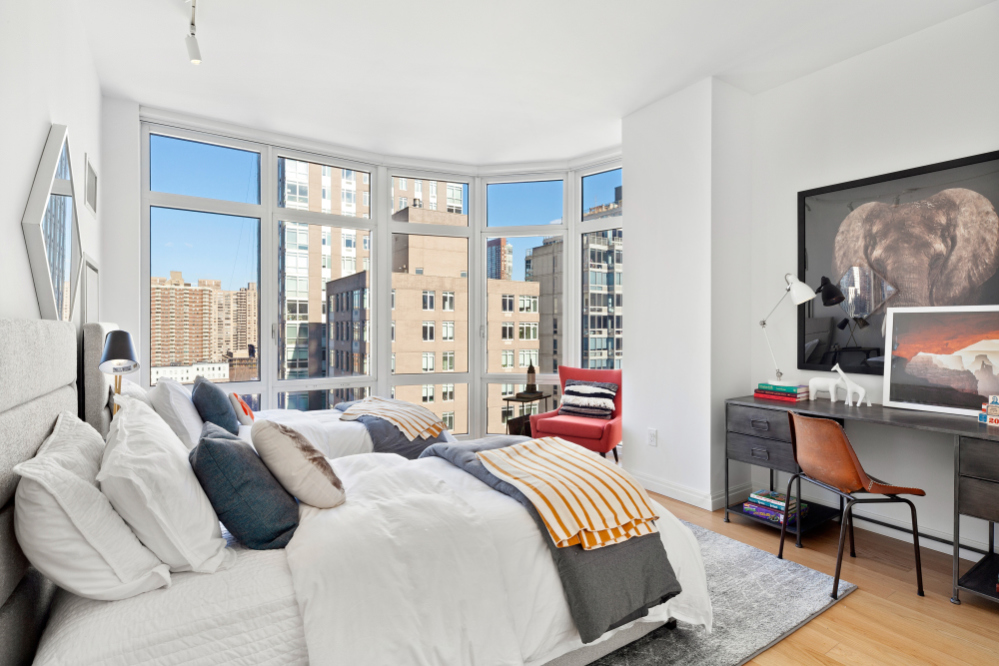 555 West 59th Street, Unit 17F Manhattan, NY 10019 - Photo 13 of 17
