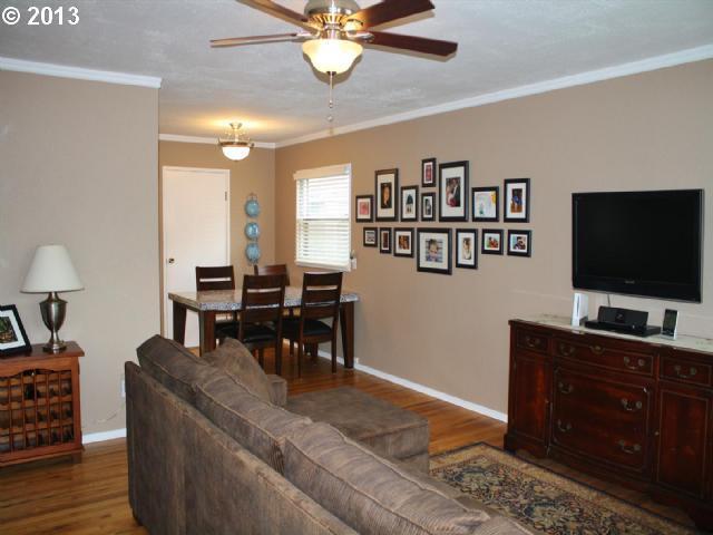 4228 Southeast Rural Street Portland, OR 97206 - Photo 14 of 15 Gallery Image 14