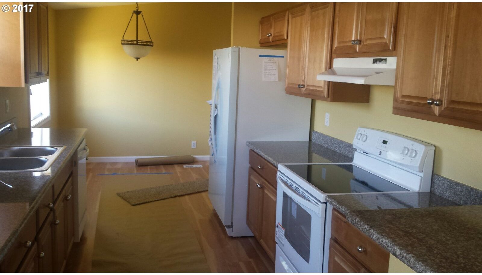 1015 Oak Street, Unit 18 Silverton, OR 97381 - Photo 11 of 15
