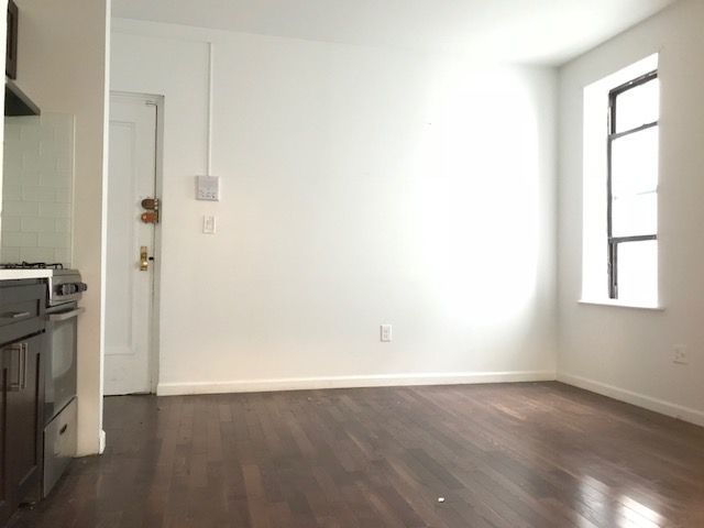116 East 19th Street, Unit 3C Brooklyn, NY 11226 - Photo 4 of 8