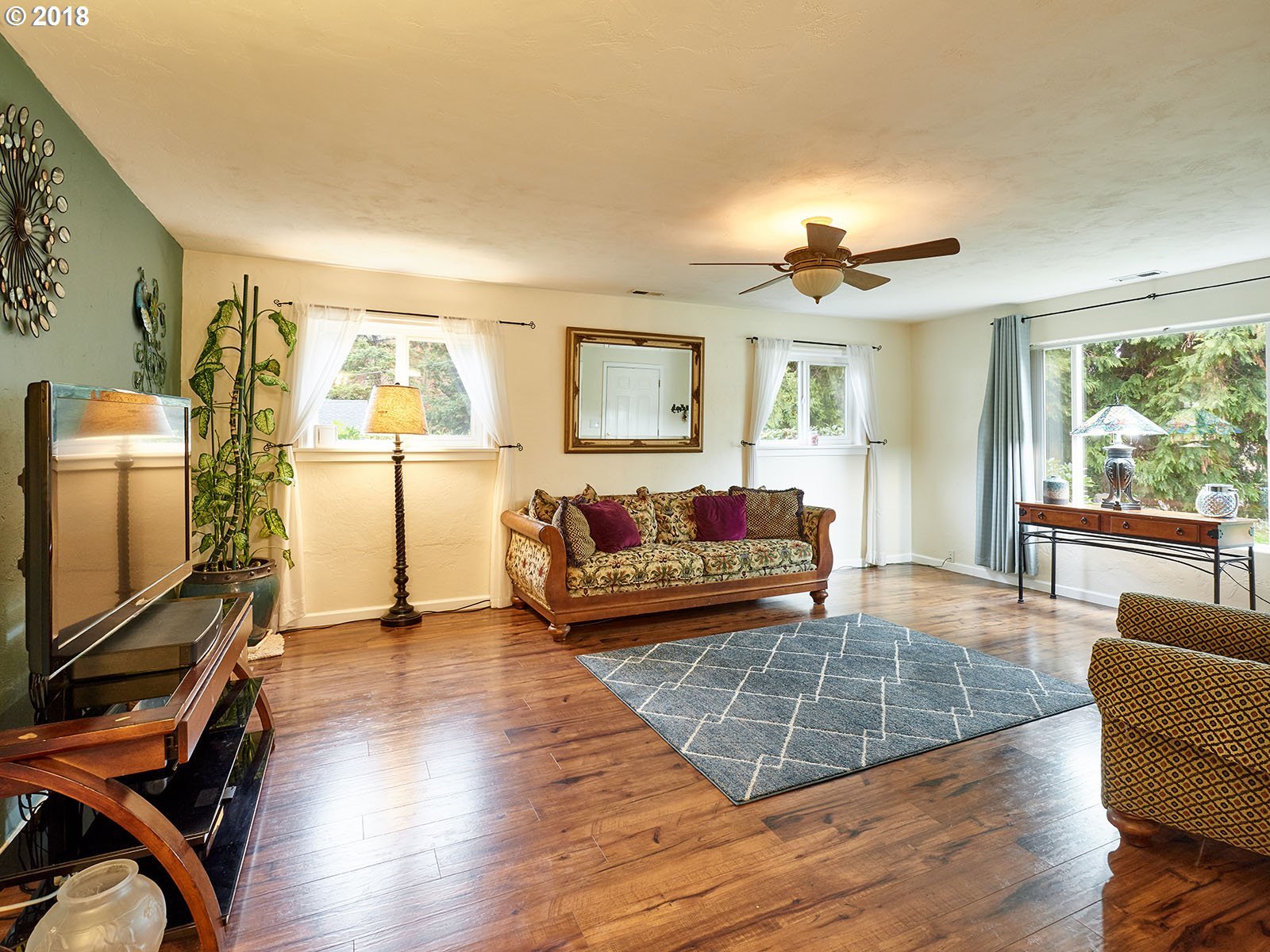 1820 Kenworthy Road Northeast Albany, OR 97322 - Photo 5 of 29 Gallery Image 5