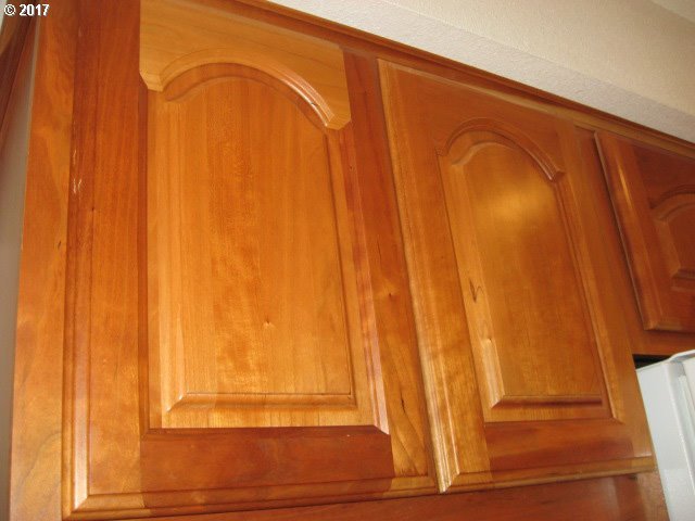 13280 Southwest Weir Road Beaverton, OR 97008 - Photo 12 of 32 Gallery Image 12