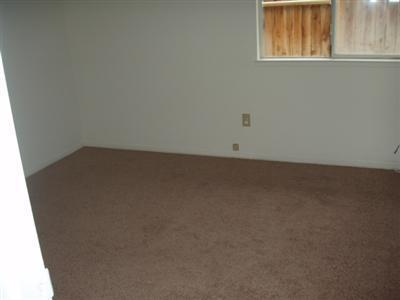 6308 Castleton Street Bakersfield, CA 93313 - Photo 7 of 15 Gallery Image 7