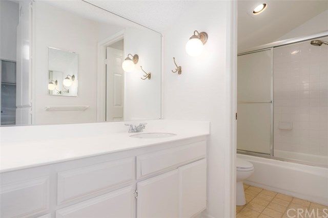 $738,000 | 249 Ogle Street, Unit B, Costa Mesa, CA 92627