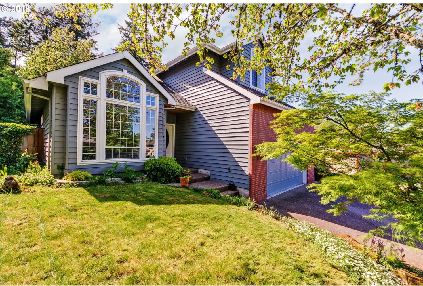 7551 Southwest 208th Place Aloha, OR 97007 - Photo 3 of 29 Gallery Image 3