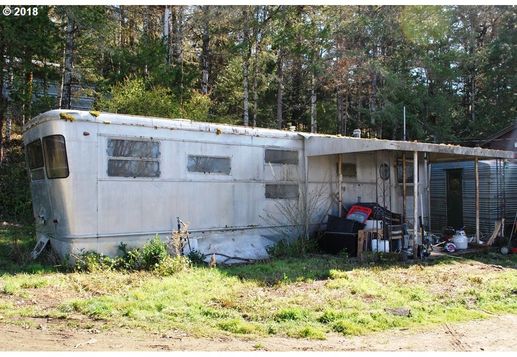 3007 Cleveland Hill Road Roseburg, OR 97471 - Photo 17 of 18 Gallery Image 17