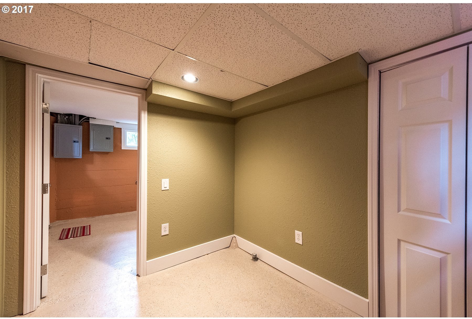 3817 Southwest Huber Street Portland, OR 97219 - Photo 24 of 32 Gallery Image 24