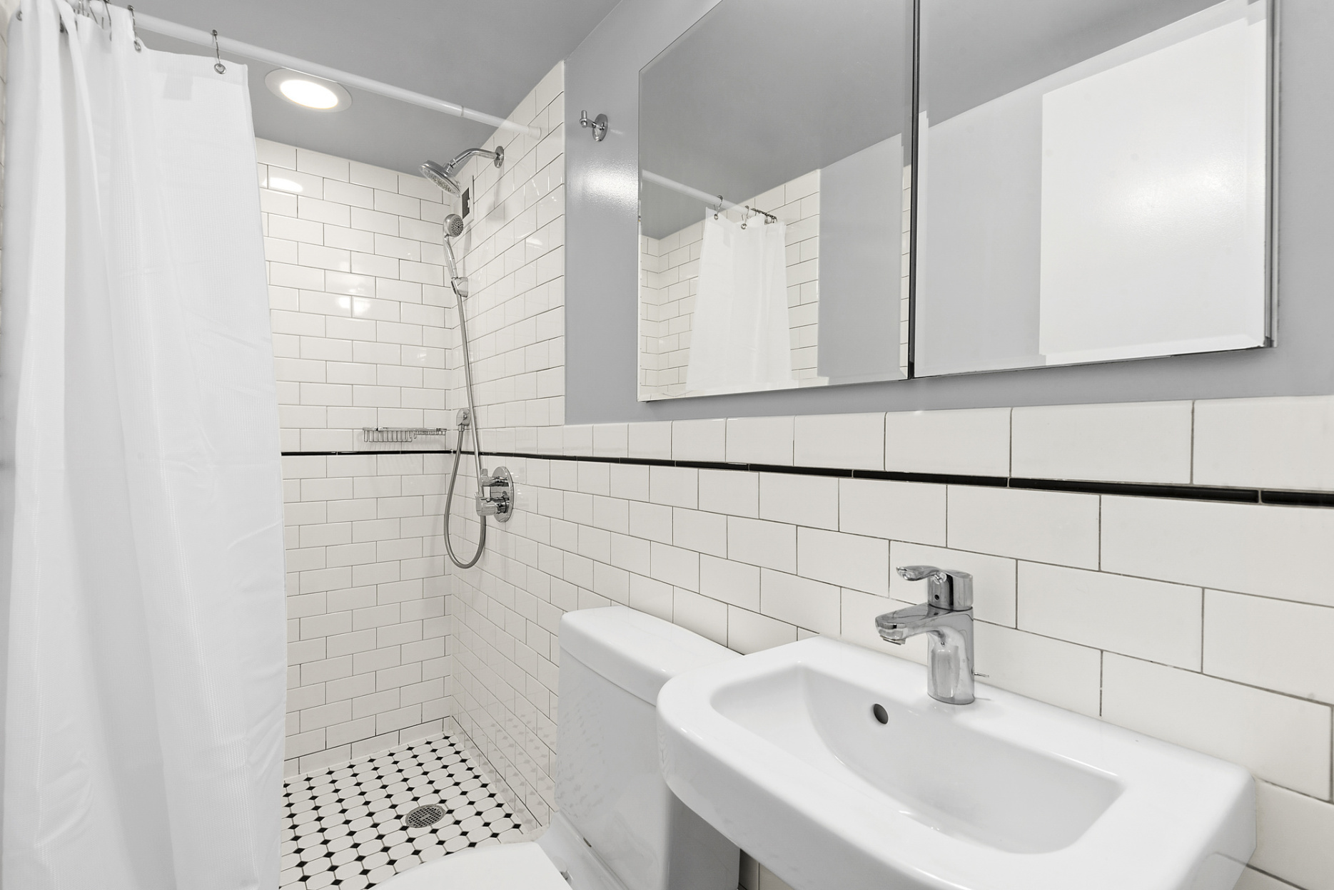 215 Adams Street, Unit J3 Brooklyn, NY 11201 - Photo 5 of 7