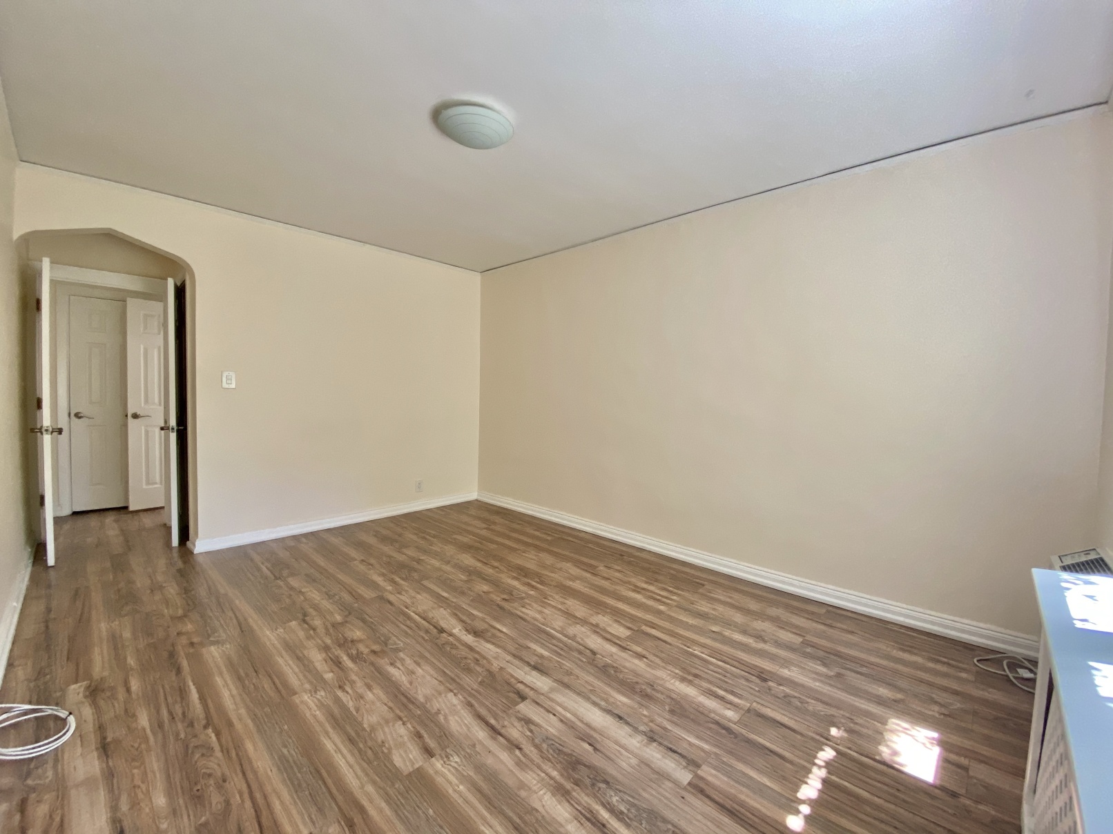 20-15 29th Street, Unit 2 Queens, NY 11105 - Photo 9 of 14
